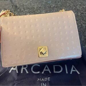 Arcadia Cipria cross body purse NWT Made in Italy Patent Leather